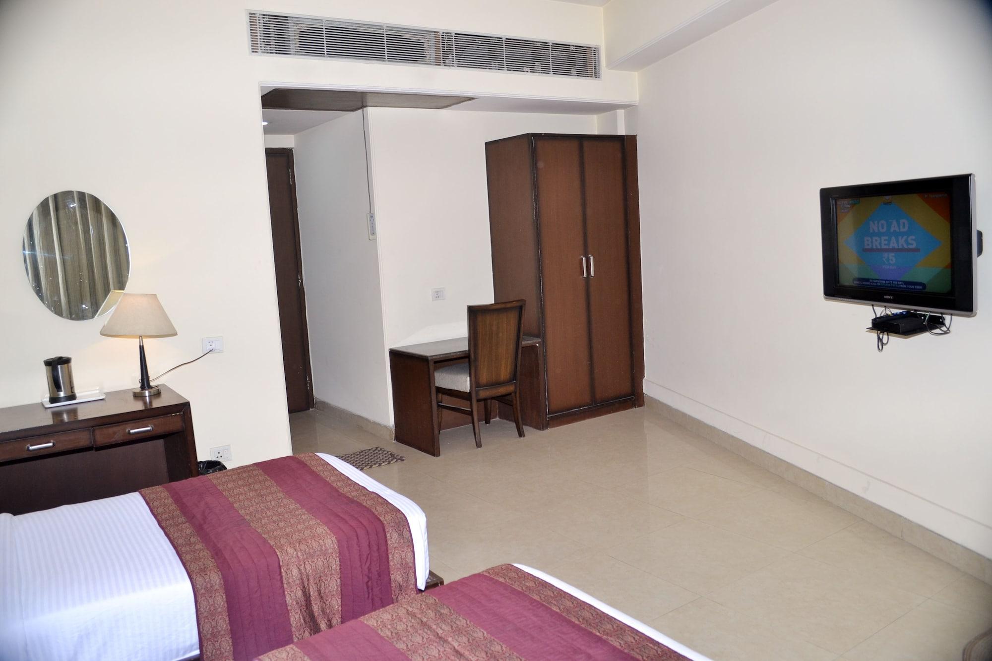 Hotel Smart Plaza Delhi Airport New Delhi Exteriör bild