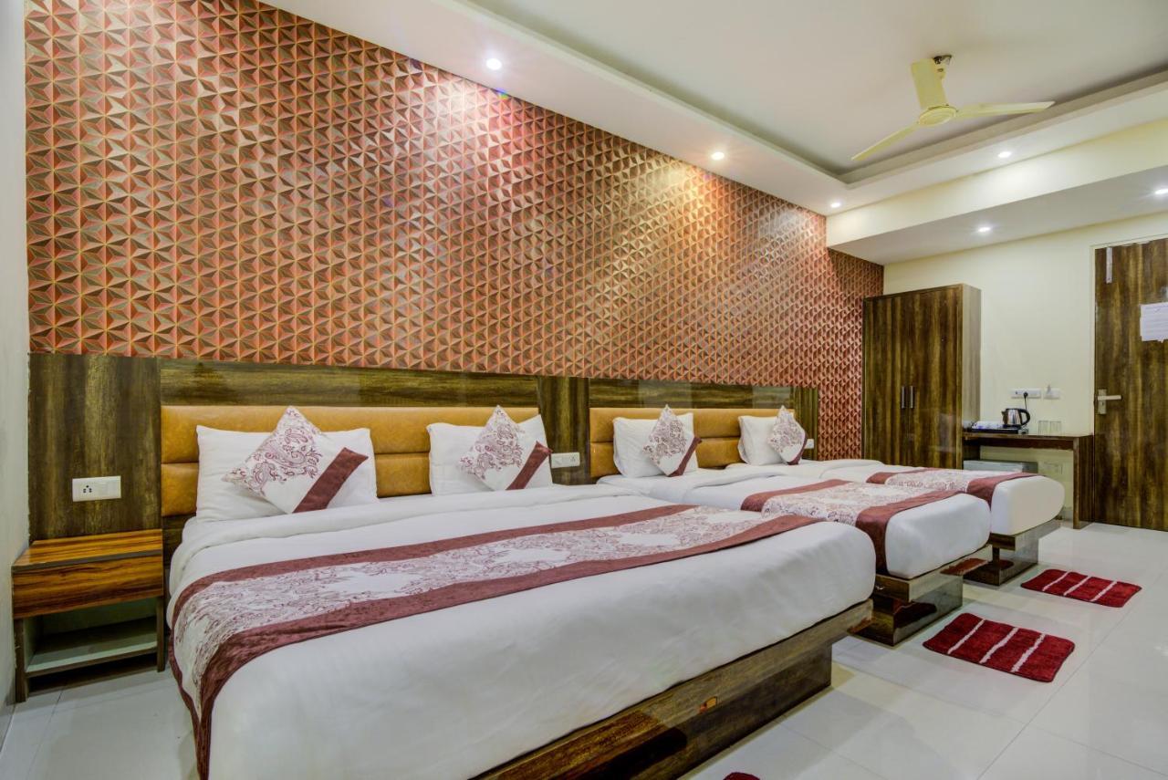 Hotel Smart Plaza Delhi Airport New Delhi Exteriör bild