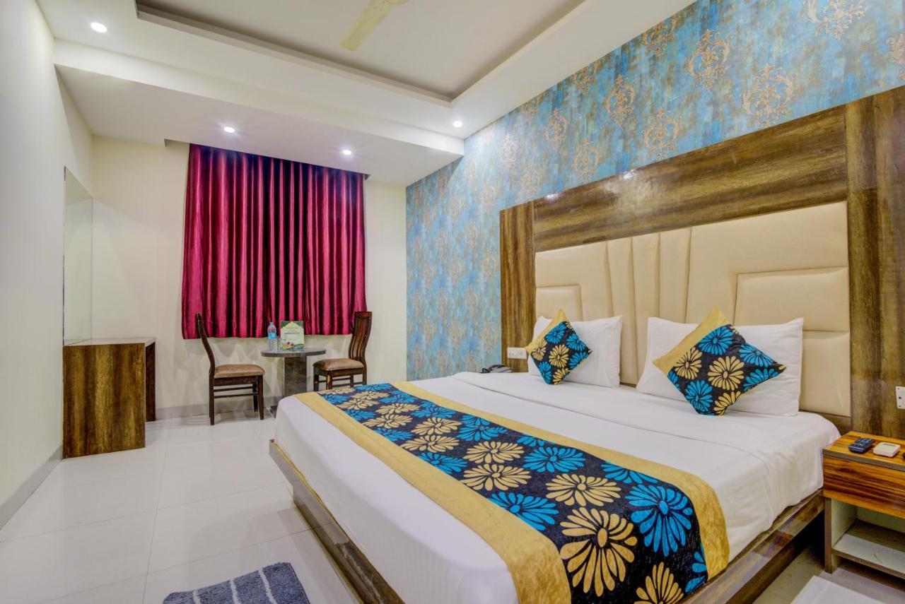 Hotel Smart Plaza Delhi Airport New Delhi Exteriör bild