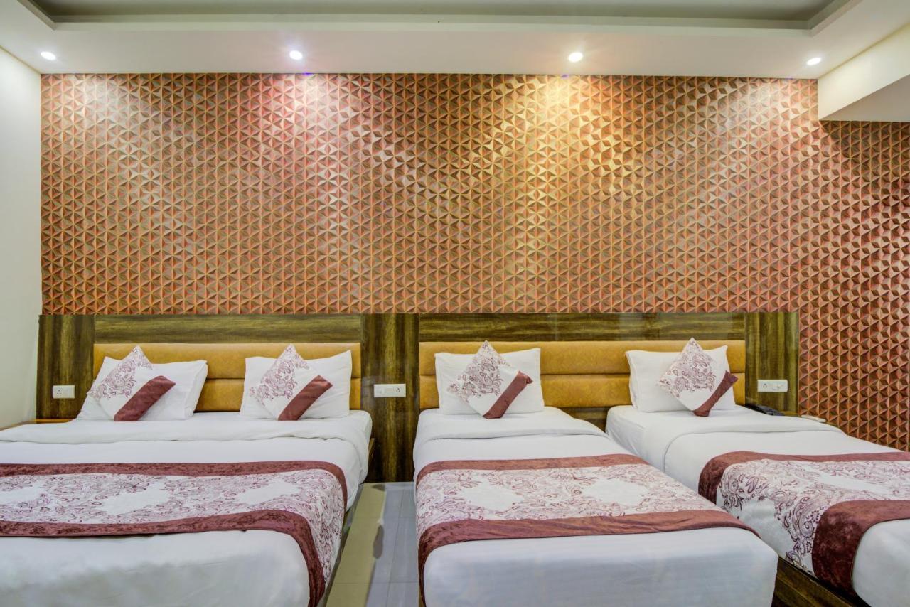 Hotel Smart Plaza Delhi Airport New Delhi Exteriör bild
