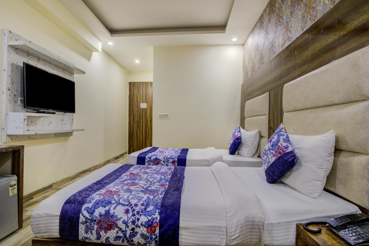 Hotel Smart Plaza Delhi Airport New Delhi Exteriör bild