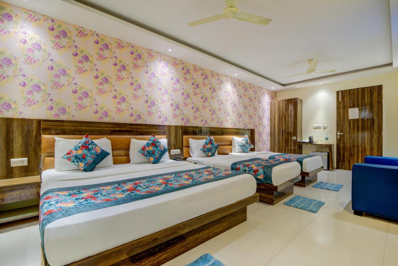 Hotel Smart Plaza Delhi Airport New Delhi Exteriör bild