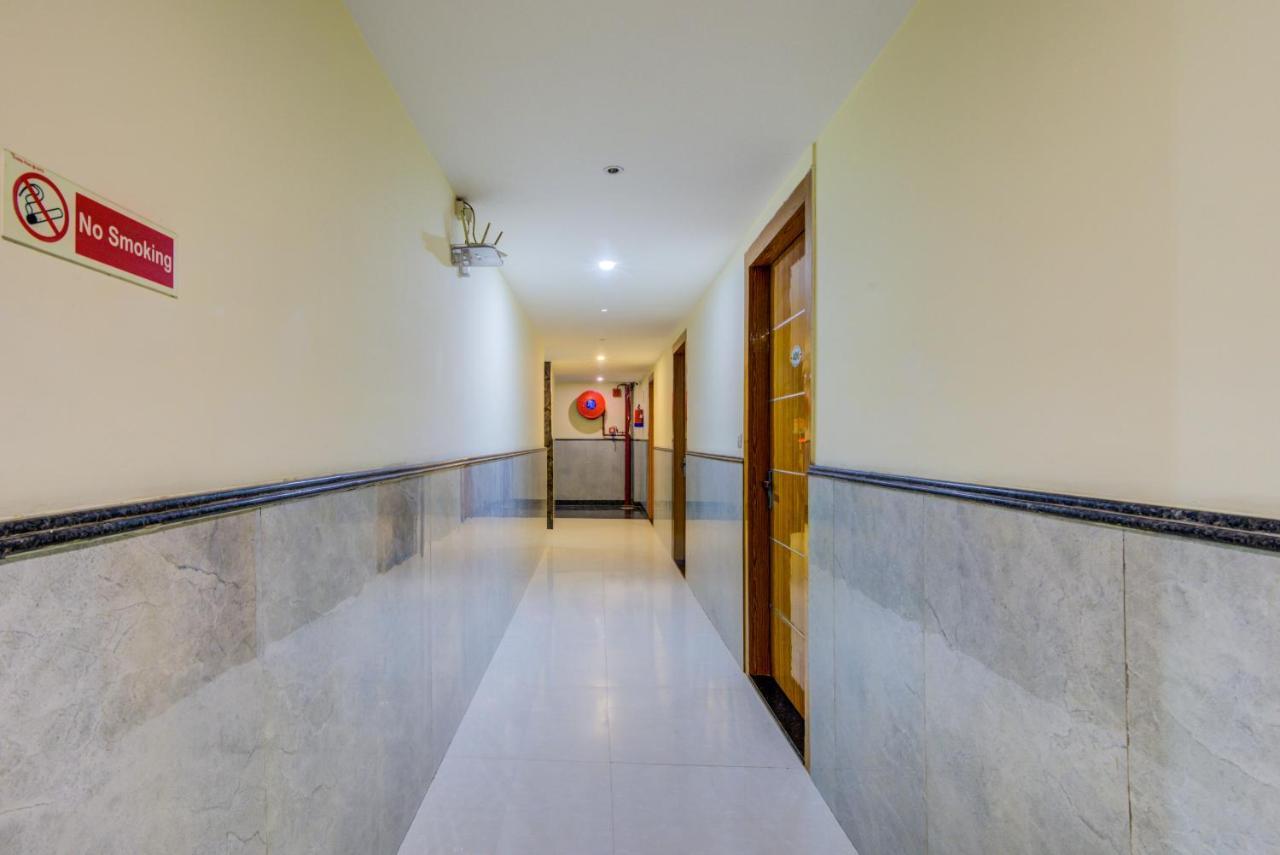 Hotel Smart Plaza Delhi Airport New Delhi Exteriör bild