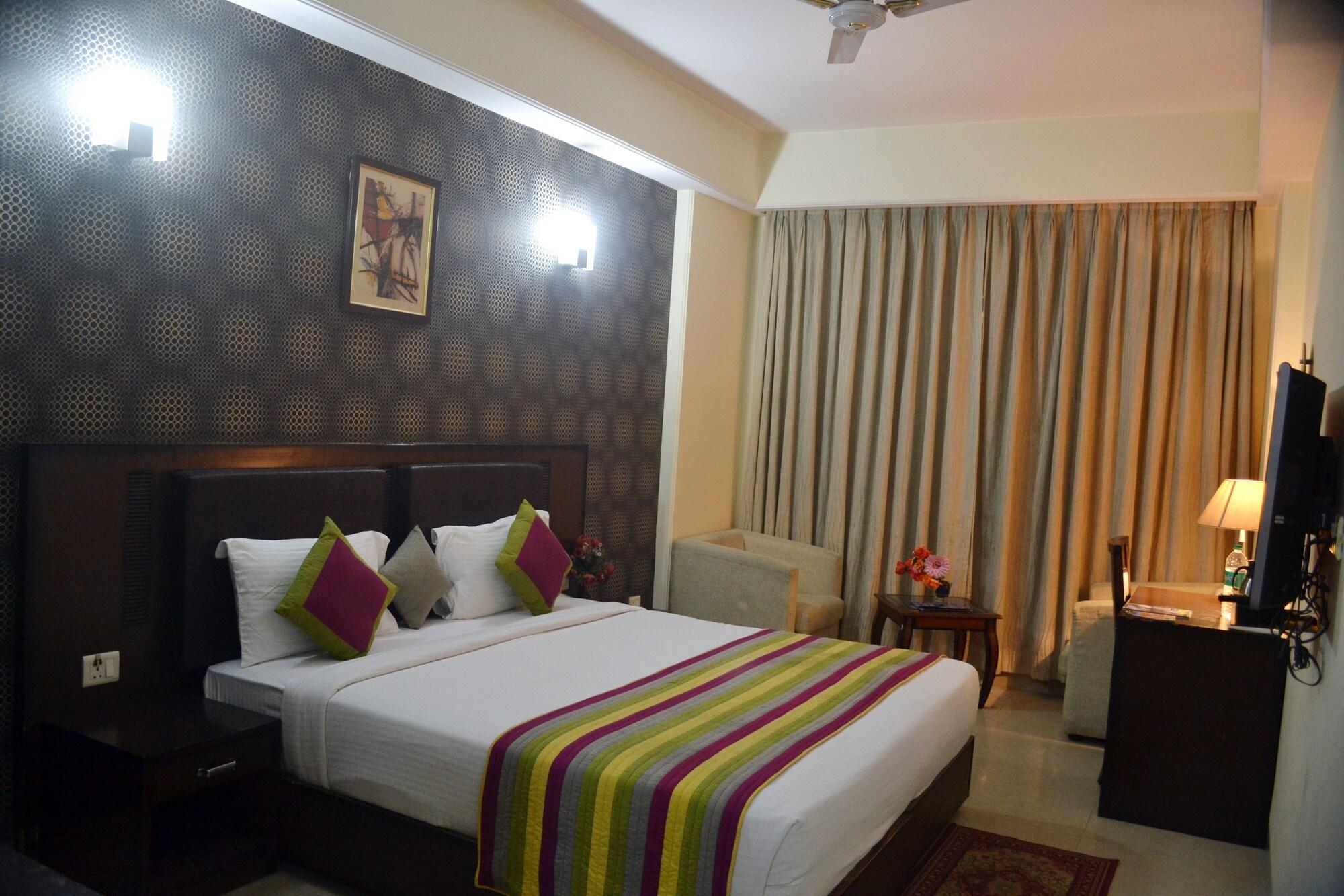 Hotel Smart Plaza Delhi Airport New Delhi Exteriör bild